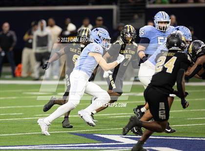 Thumbnail 1 in Emerson vs. South Oak Cliff (UIL 5A D2 Semifinals) photogallery.