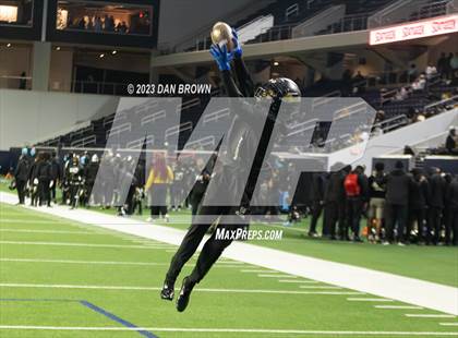 Thumbnail 1 in Emerson vs. South Oak Cliff (UIL 5A D2 Semifinals) photogallery.