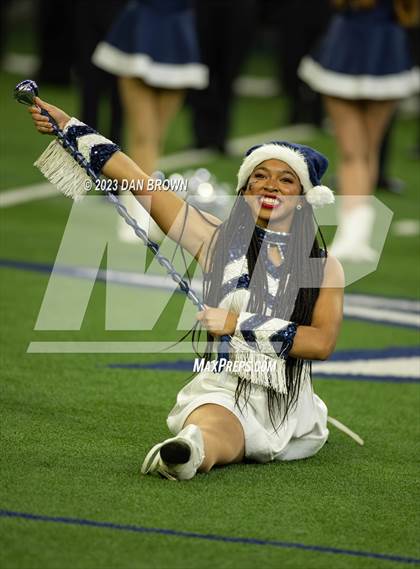 Thumbnail 2 in Emerson vs. South Oak Cliff (UIL 5A D2 Semifinals) photogallery.