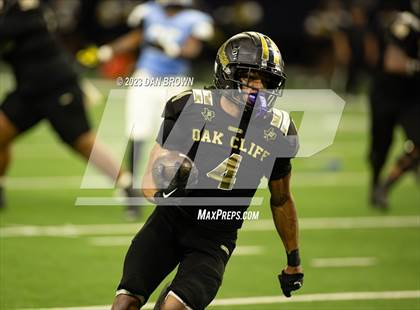 Thumbnail 1 in Emerson vs. South Oak Cliff (UIL 5A D2 Semifinals) photogallery.