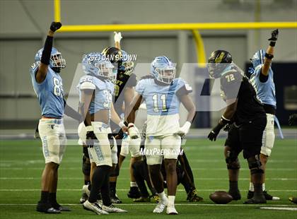 Thumbnail 2 in Emerson vs. South Oak Cliff (UIL 5A D2 Semifinals) photogallery.