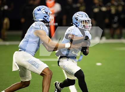 Thumbnail 3 in Emerson vs. South Oak Cliff (UIL 5A D2 Semifinals) photogallery.