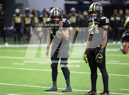 Thumbnail 1 in Emerson vs. South Oak Cliff (UIL 5A D2 Semifinals) photogallery.
