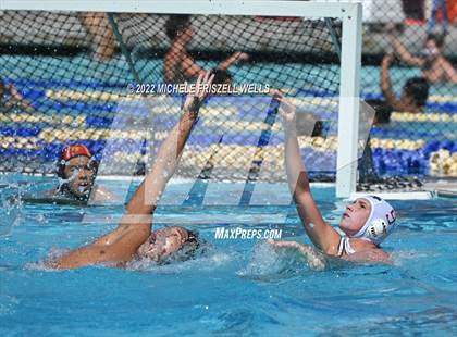 Thumbnail 3 in Saint Francis vs Vista (America's Finest City) photogallery.
