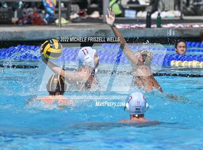 Thumbnail 2 in Saint Francis vs Vista (America's Finest City) photogallery.