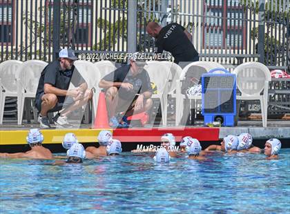 Thumbnail 2 in Saint Francis vs Vista (America's Finest City) photogallery.