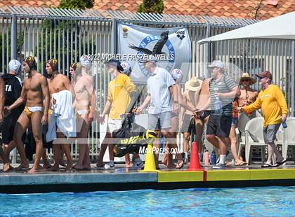 Thumbnail 2 in Saint Francis vs Vista (America's Finest City) photogallery.