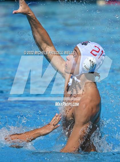 Thumbnail 2 in Saint Francis vs Vista (America's Finest City) photogallery.