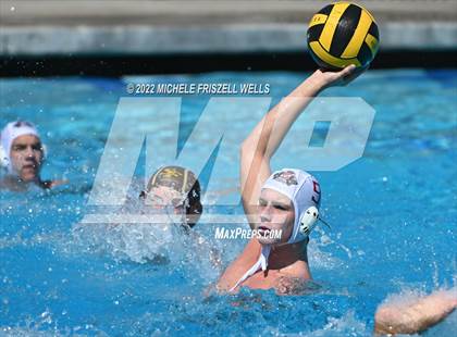 Thumbnail 2 in Saint Francis vs Vista (America's Finest City) photogallery.