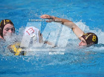 Thumbnail 2 in Saint Francis vs Vista (America's Finest City) photogallery.