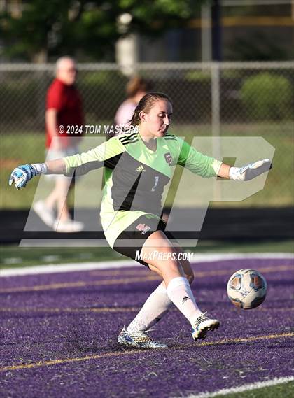 Thumbnail 2 in Charlotte Catholic @ Ardrey Kell (NCHSAA 4A Round 2) photogallery.