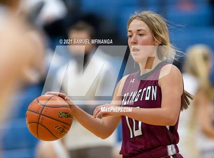 Thumbnail 2 in Lincoln Lutheran vs. Arlington photogallery.