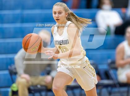Thumbnail 3 in Lincoln Lutheran vs. Arlington photogallery.
