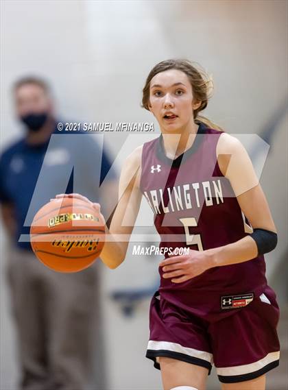 Thumbnail 1 in Lincoln Lutheran vs. Arlington photogallery.