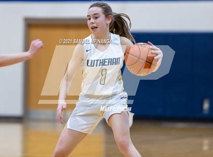 Thumbnail 3 in Lincoln Lutheran vs. Arlington photogallery.