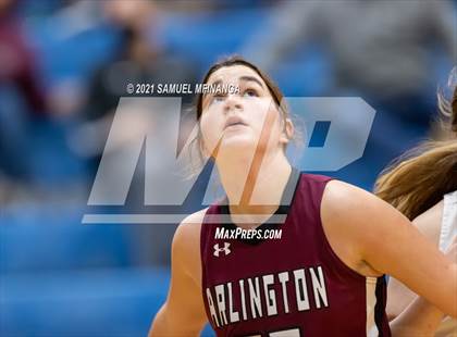 Thumbnail 2 in Lincoln Lutheran vs. Arlington photogallery.