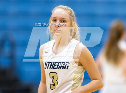 Thumbnail 2 in Lincoln Lutheran vs. Arlington photogallery.