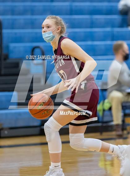 Thumbnail 1 in Lincoln Lutheran vs. Arlington photogallery.