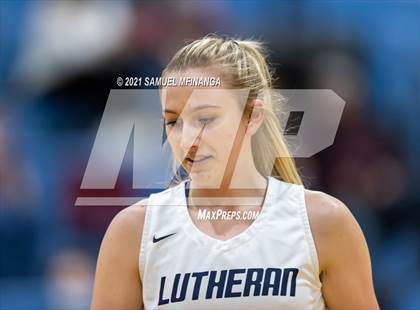 Thumbnail 3 in Lincoln Lutheran vs. Arlington photogallery.