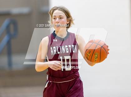 Thumbnail 2 in Lincoln Lutheran vs. Arlington photogallery.