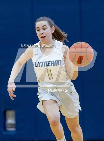 Thumbnail 2 in Lincoln Lutheran vs. Arlington photogallery.
