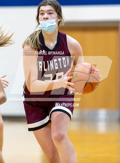 Thumbnail 1 in Lincoln Lutheran vs. Arlington photogallery.