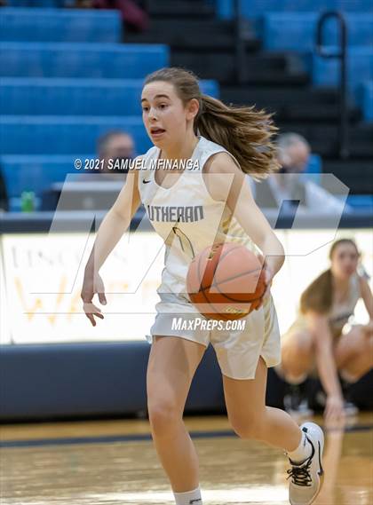 Thumbnail 3 in Lincoln Lutheran vs. Arlington photogallery.