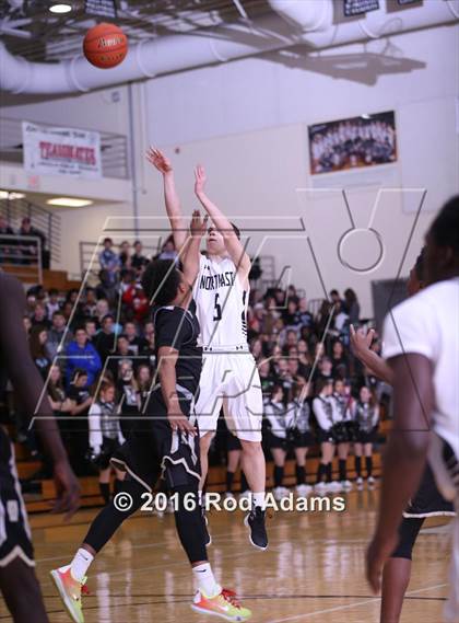 Thumbnail 2 in Burke @ Lincoln Northeast photogallery.