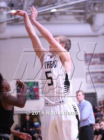 Thumbnail 1 in Burke @ Lincoln Northeast photogallery.