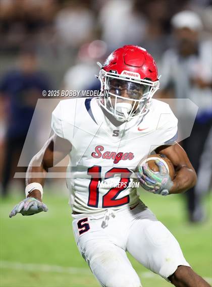 Thumbnail 3 in Sanger @ Clovis East photogallery.