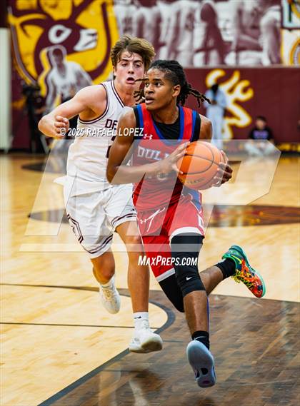 Thumbnail 2 in Fort Bend Dulles vs. Deer Park (McDonald's Texas Invitational) photogallery.