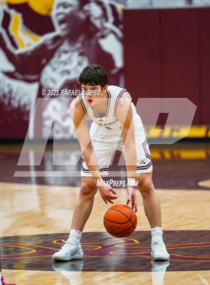 Thumbnail 3 in Fort Bend Dulles vs. Deer Park (McDonald's Texas Invitational) photogallery.