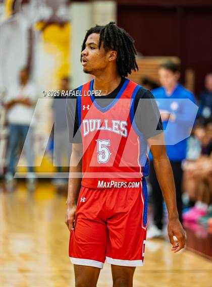 Thumbnail 1 in Fort Bend Dulles vs. Deer Park (McDonald's Texas Invitational) photogallery.