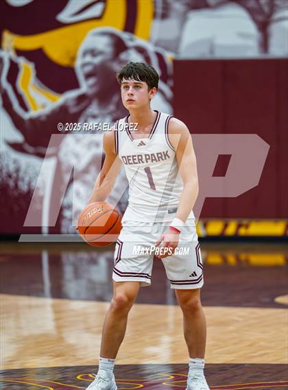 Thumbnail 2 in Fort Bend Dulles vs. Deer Park (McDonald's Texas Invitational) photogallery.