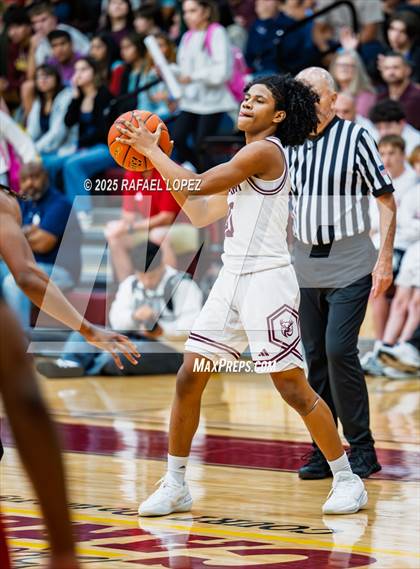 Thumbnail 1 in Fort Bend Dulles vs. Deer Park (McDonald's Texas Invitational) photogallery.