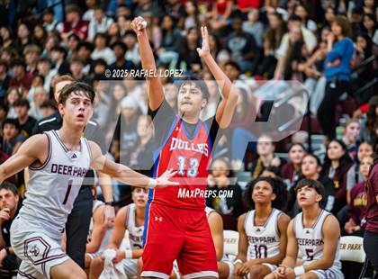 Thumbnail 3 in Fort Bend Dulles vs. Deer Park (McDonald's Texas Invitational) photogallery.