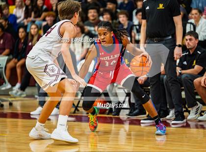 Thumbnail 2 in Fort Bend Dulles vs. Deer Park (McDonald's Texas Invitational) photogallery.