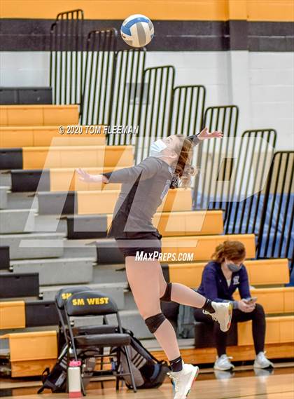 Thumbnail 1 in Gardner-Edgerton @ Olathe West photogallery.