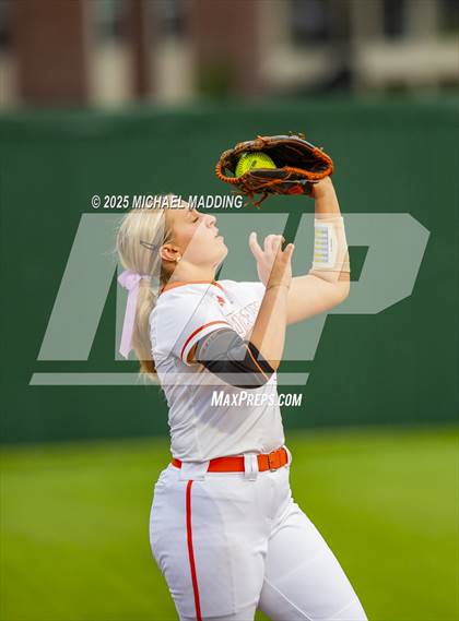 Thumbnail 2 in Orangefield vs Pollok Central (UIL Softball 3A D1 Bi-District Playoff Game 1) photogallery.