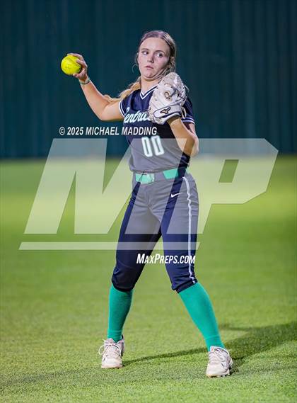 Thumbnail 3 in Orangefield vs Pollok Central (UIL Softball 3A D1 Bi-District Playoff Game 1) photogallery.