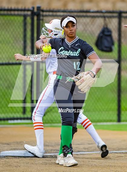 Thumbnail 1 in Orangefield vs Pollok Central (UIL Softball 3A D1 Bi-District Playoff Game 1) photogallery.