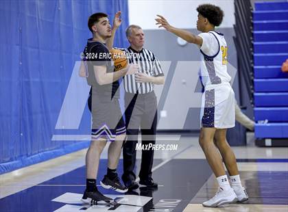 Thumbnail 2 in St. Bernard vs. Manual Arts (4th Annual Wiseburn-DaVinci Holiday Classic Tournament) photogallery.