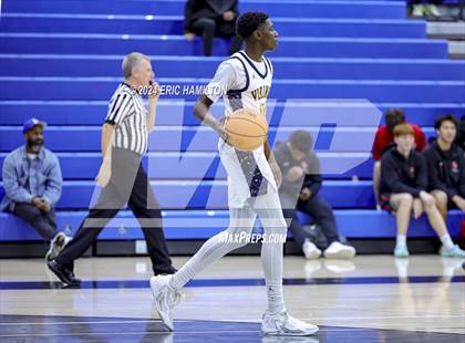 Thumbnail 2 in St. Bernard vs. Manual Arts (4th Annual Wiseburn-DaVinci Holiday Classic Tournament) photogallery.