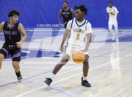 Thumbnail 1 in St. Bernard vs. Manual Arts (4th Annual Wiseburn-DaVinci Holiday Classic Tournament) photogallery.