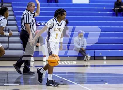 Thumbnail 1 in St. Bernard vs. Manual Arts (4th Annual Wiseburn-DaVinci Holiday Classic Tournament) photogallery.