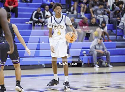 Thumbnail 3 in St. Bernard vs. Manual Arts (4th Annual Wiseburn-DaVinci Holiday Classic Tournament) photogallery.