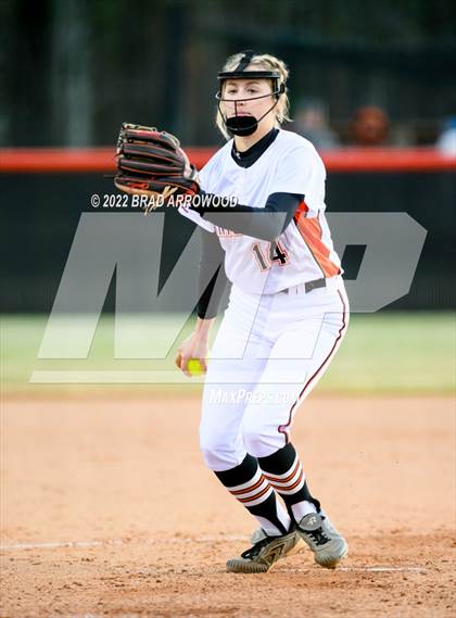Thumbnail 1 in Oak Grove @ North Davidson photogallery.