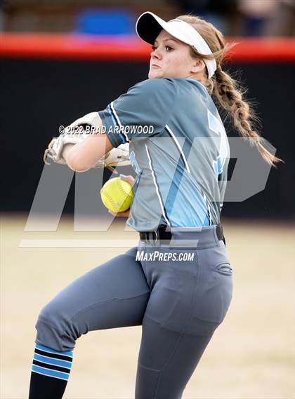 Thumbnail 1 in Oak Grove @ North Davidson photogallery.