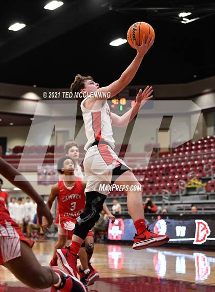 Thumbnail 3 in Farmington vs. Camden Fairview (AAA 4A State Round One) photogallery.