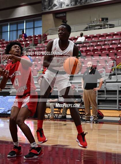 Thumbnail 2 in Farmington vs. Camden Fairview (AAA 4A State Round One) photogallery.